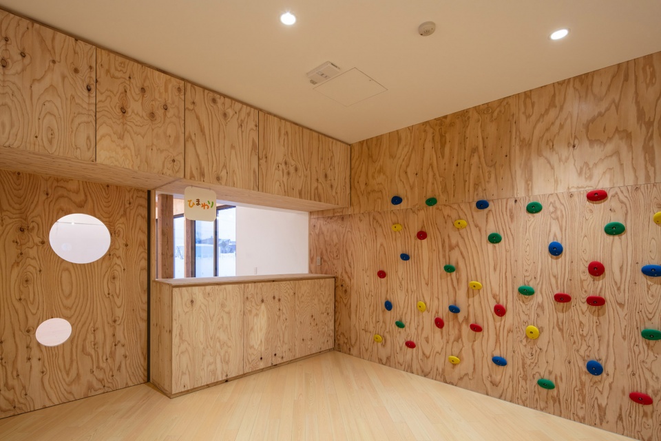 Yawara Nursery by Kengo Kuma And Associates