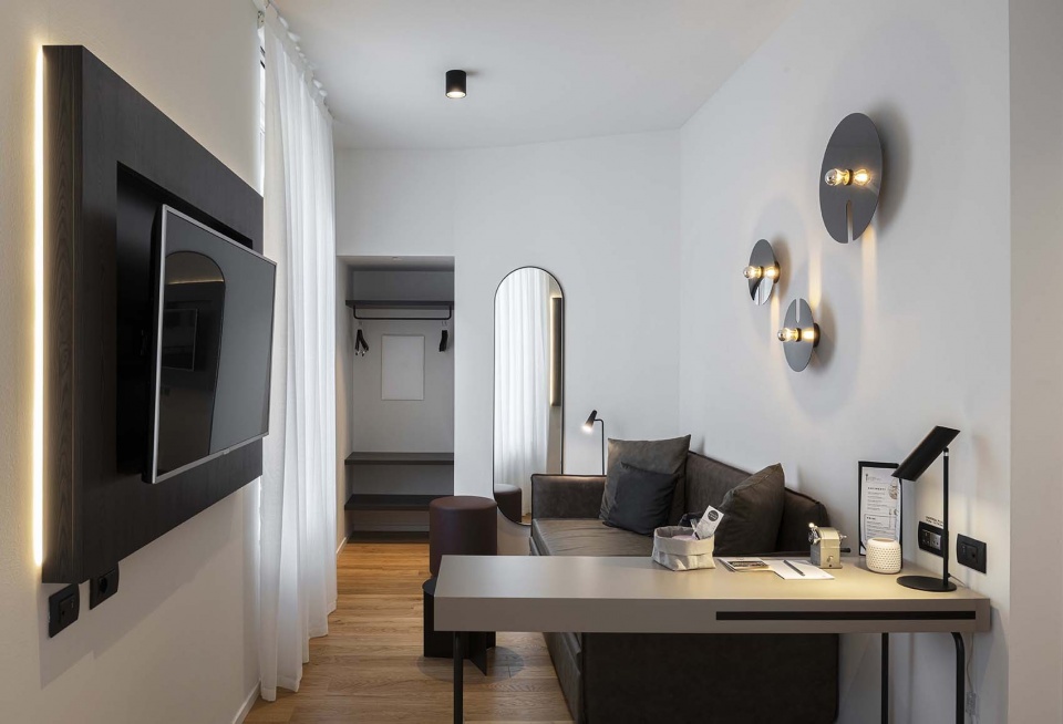 i portici hotel by rizoma architetture