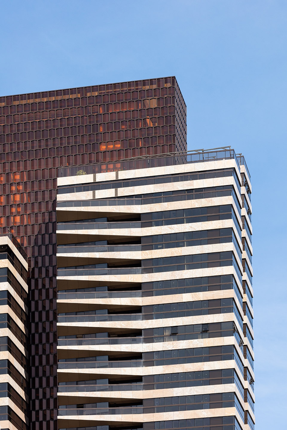 La Bella Vita high rise residential tower by Antonio Citterio Patricia Viel
