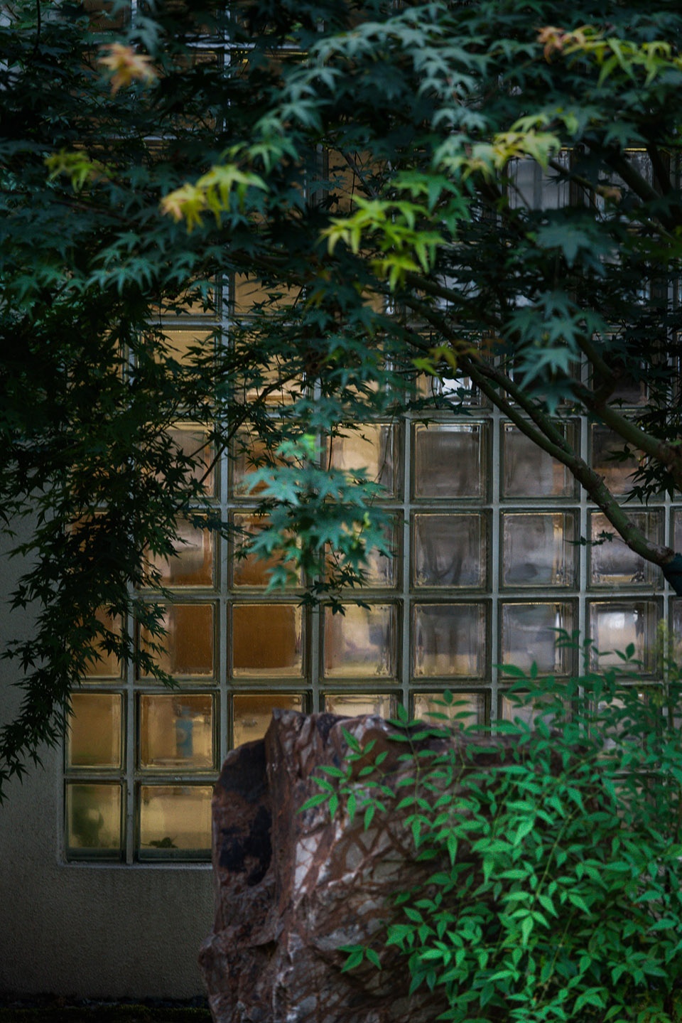 dongyuan neighborhood committee renovation china by atelier vision