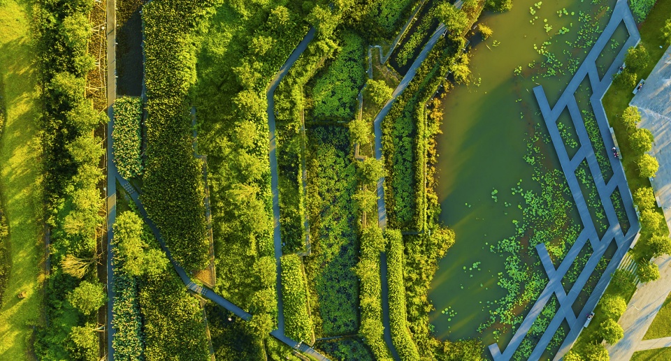 meishe river greenway and fengxiang park haikou china by turenscape