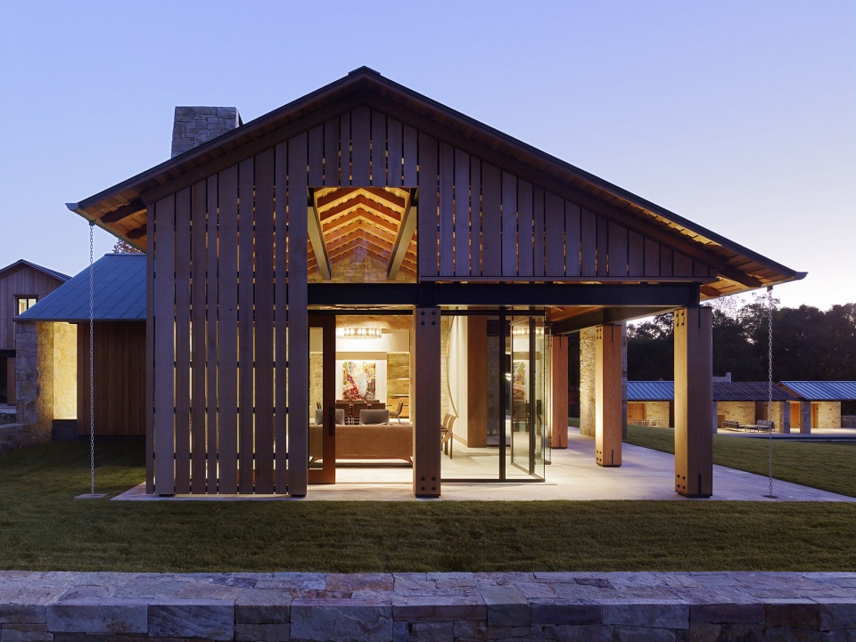mountain wood by walker warner architects