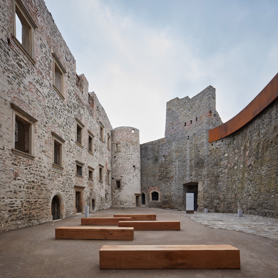 Helfstyn Castle Palace Reconstruction by atelier r