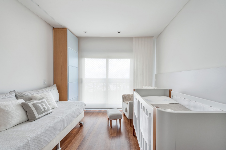 apartment adk by schuchovski arquitetura