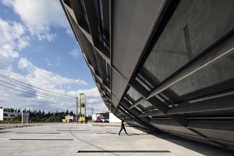 LSB Regional Headquarters by Domaine Public Architects