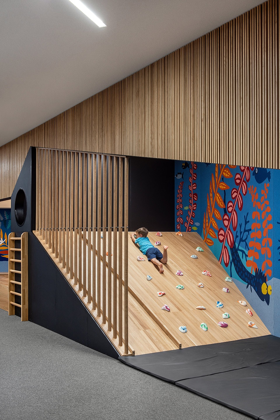 kirkkonummi library by jkmm architects