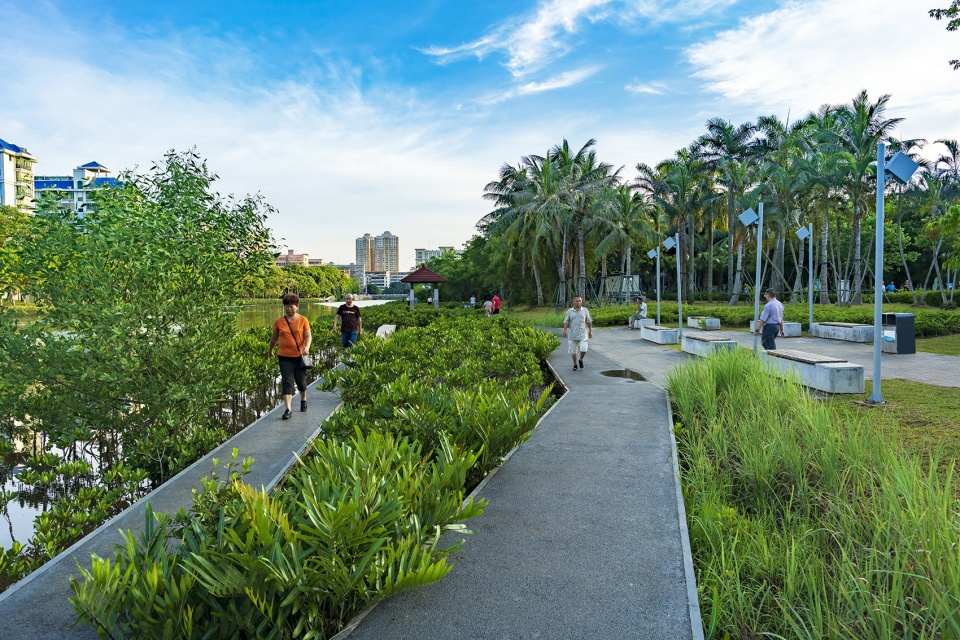 meishe river greenway and fengxiang park haikou china by turenscape