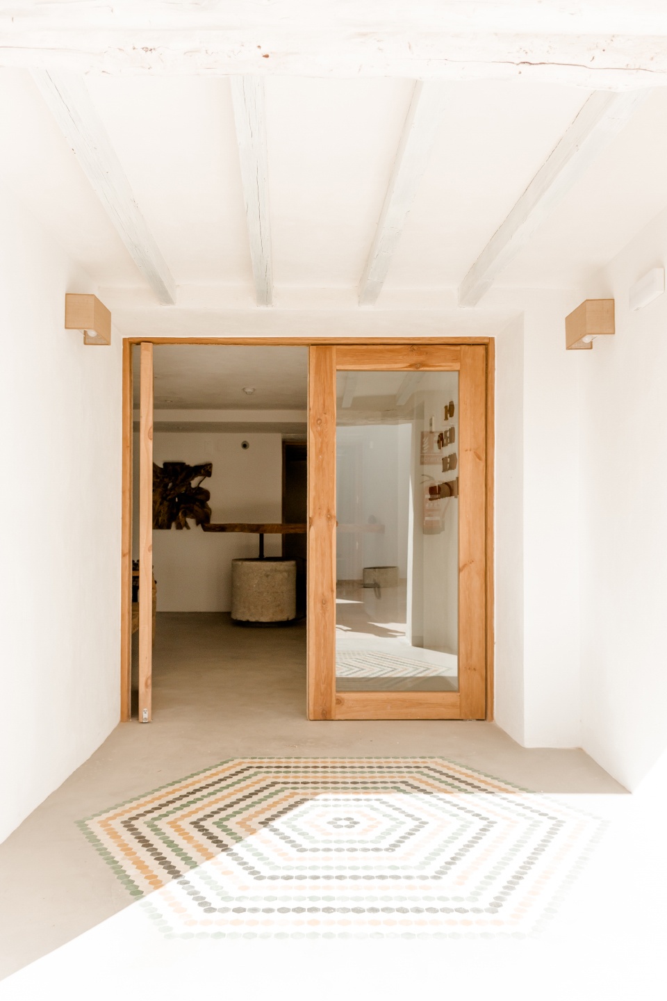 rural hotel in an olive grove by gana arquitectura