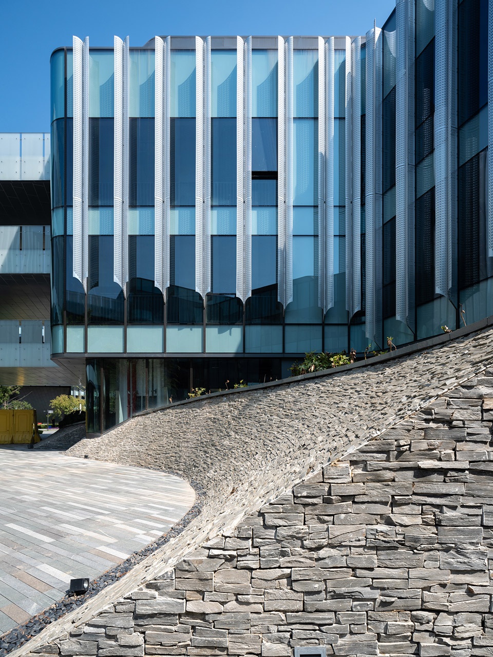 nanjing eco hi tech island xin wei yi technology park china by nbbj