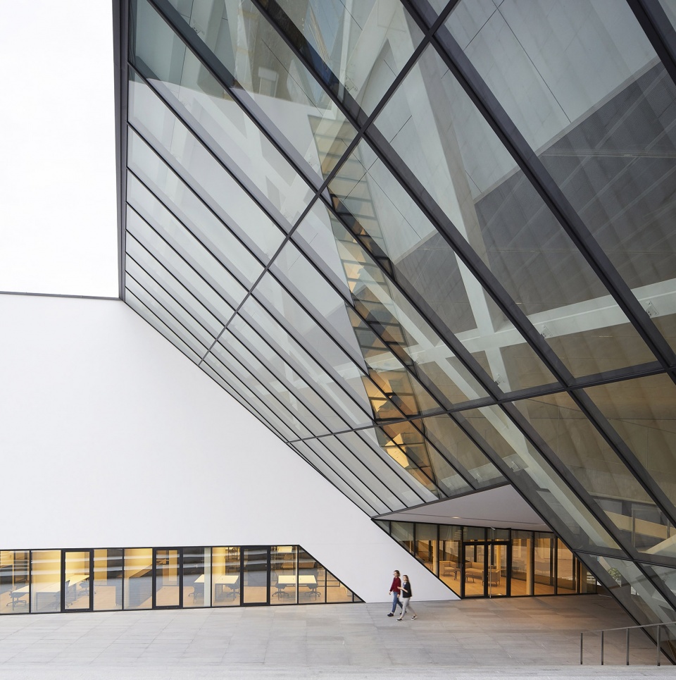 mo modern art museum by studio libeskind
