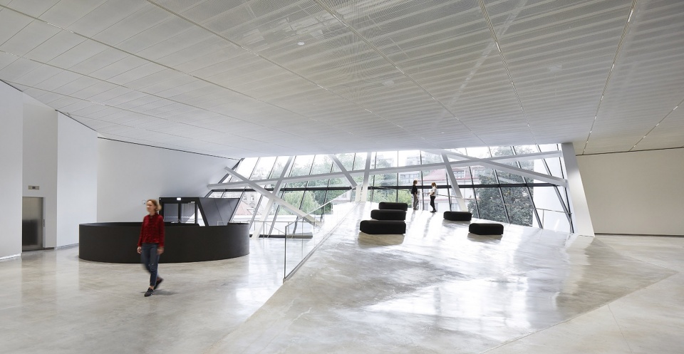 mo modern art museum by studio libeskind