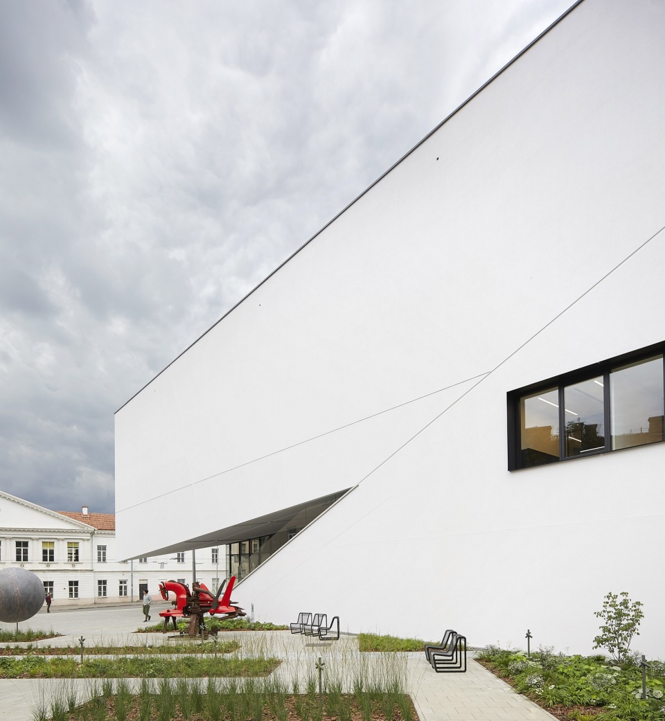mo modern art museum by studio libeskind