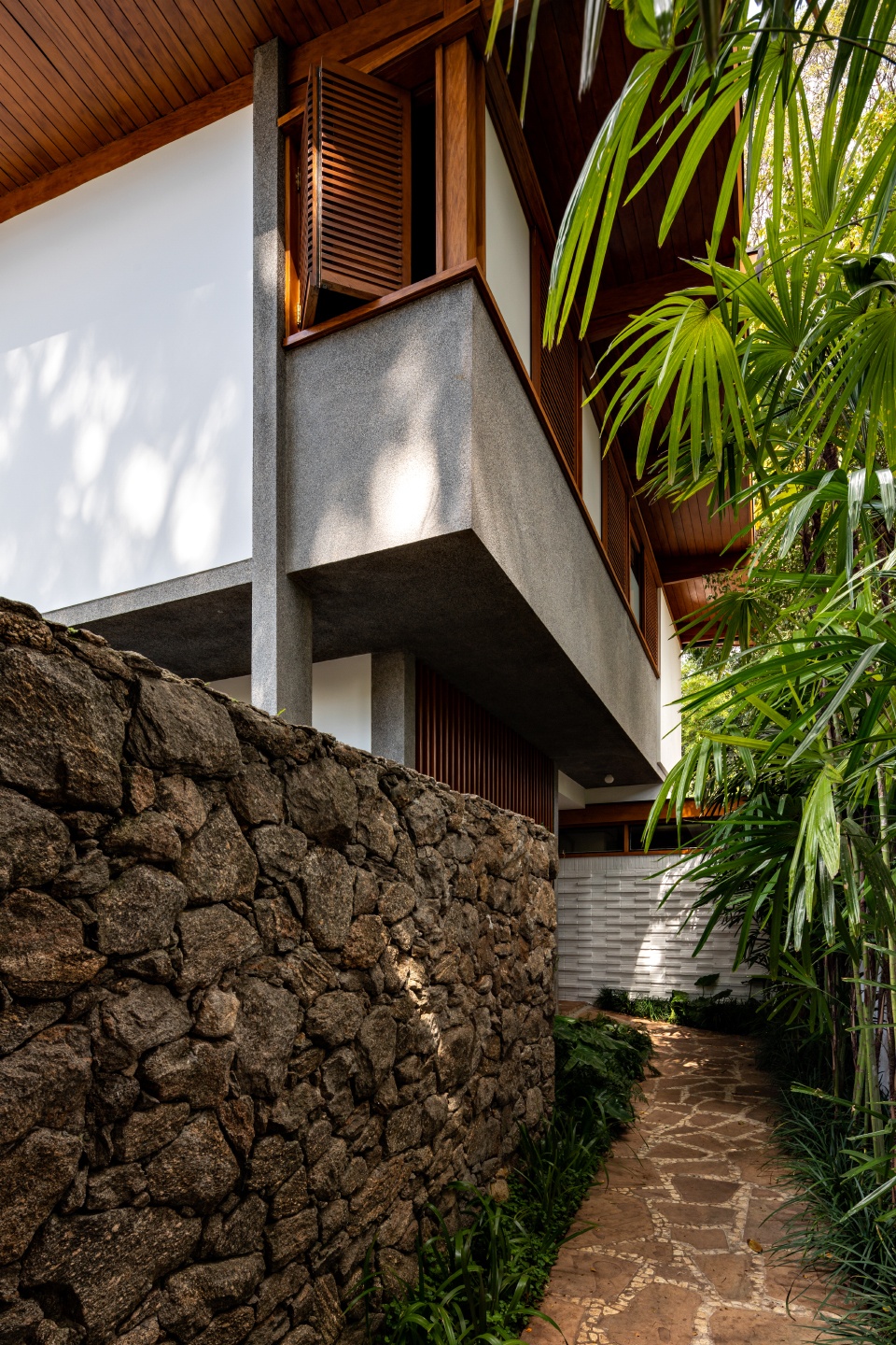 thompson hess house by felipe hess