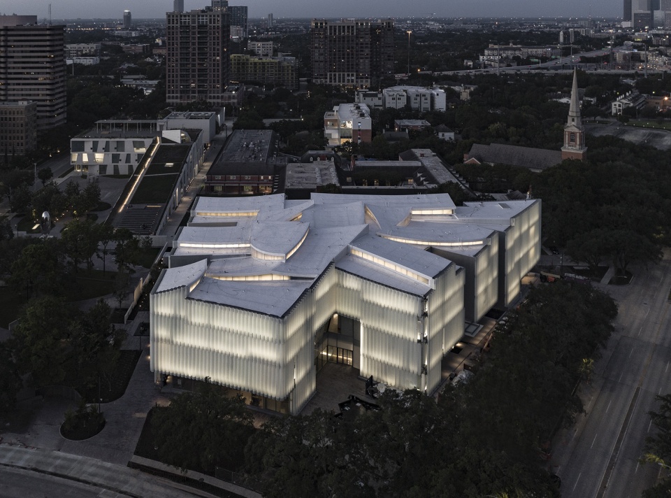 Nancy and Rich Kinder Museum Courtesy Steven Holl Architects