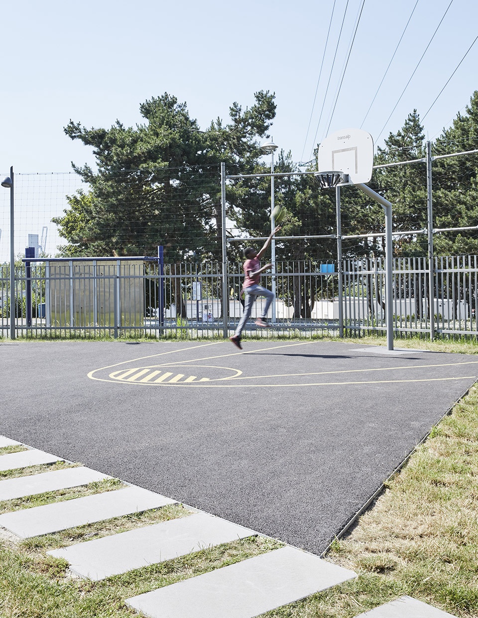 Urban Park In Grand Couronne France Espace Libre
