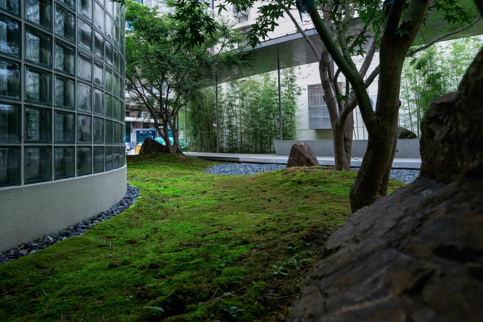 dongyuan neighborhood committee renovation china by atelier vision