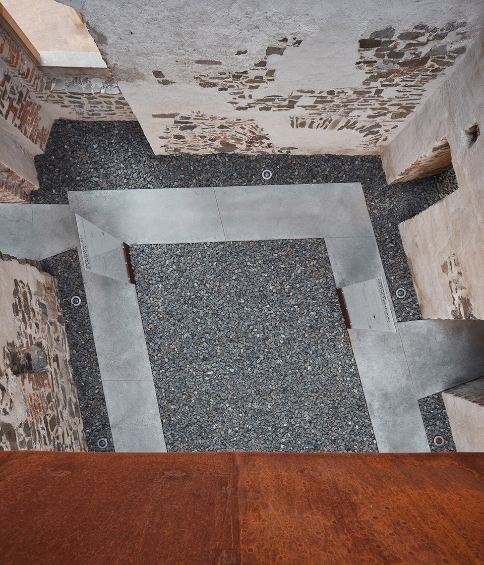 Helfstyn Castle Palace Reconstruction by atelier r