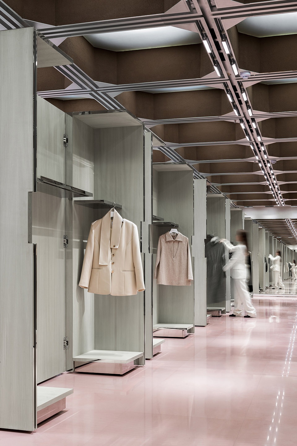 j1m5 boutique china by various associates