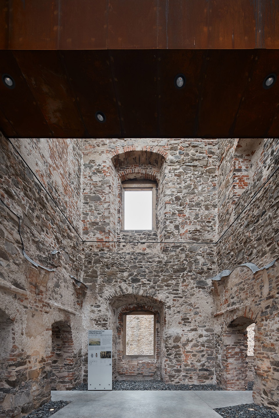 Helfstyn Castle Palace Reconstruction by atelier r 1