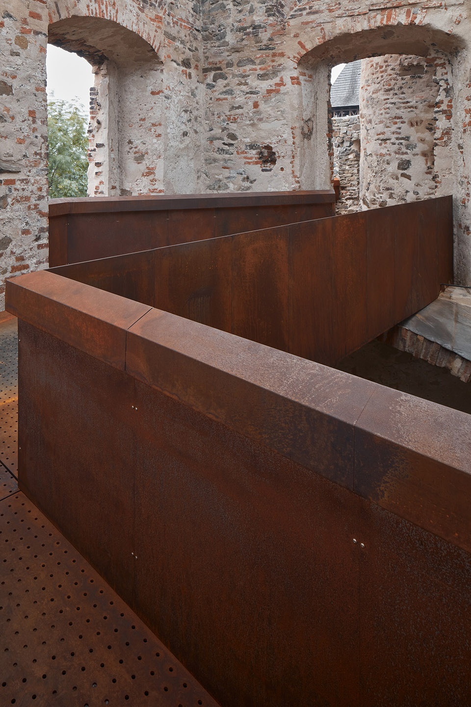 Helfstyn Castle Palace Reconstruction by atelier r