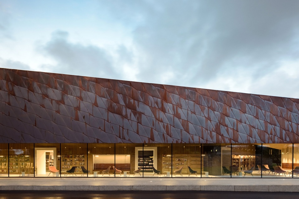kirkkonummi library by jkmm architects