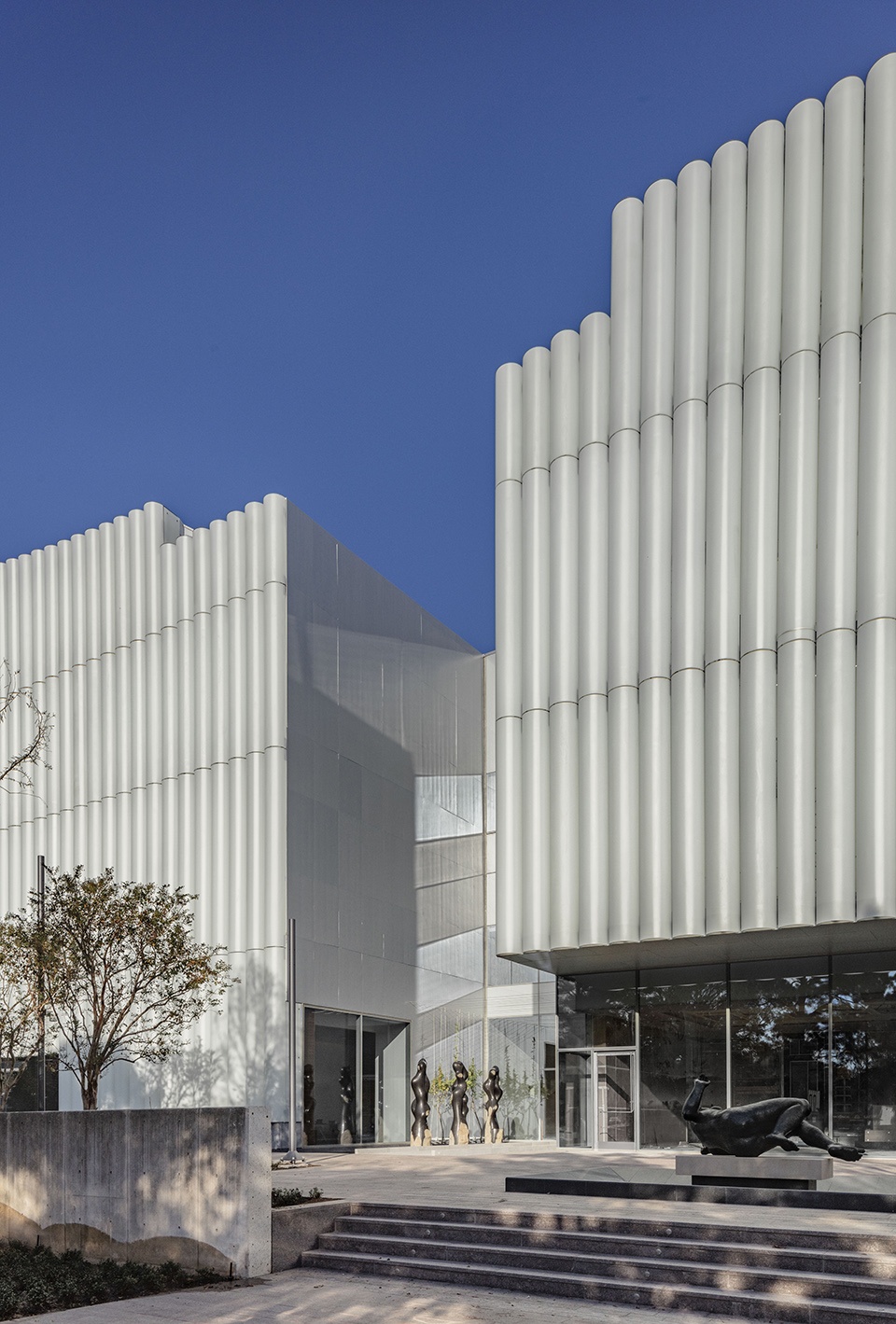 Nancy and Rich Kinder Museum Courtesy Steven Holl Architects