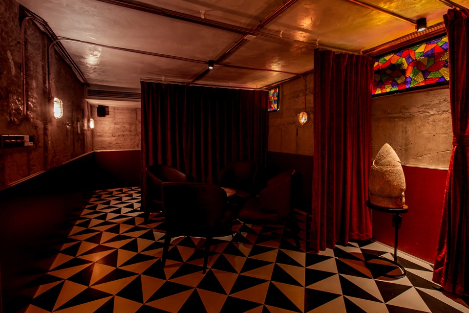 WHISPER BAR Digitectslab
