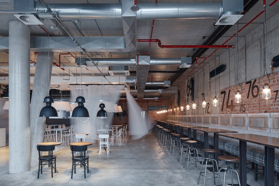 five by qarta archit
