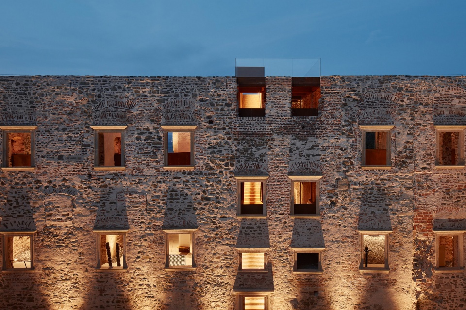 Helfstyn Castle Palace Reconstruction by atelier r