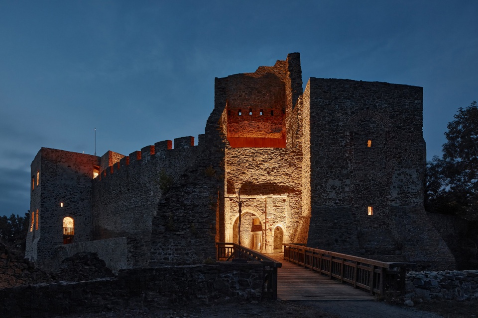 Helfstyn Castle Palace Reconstruction by atelier r