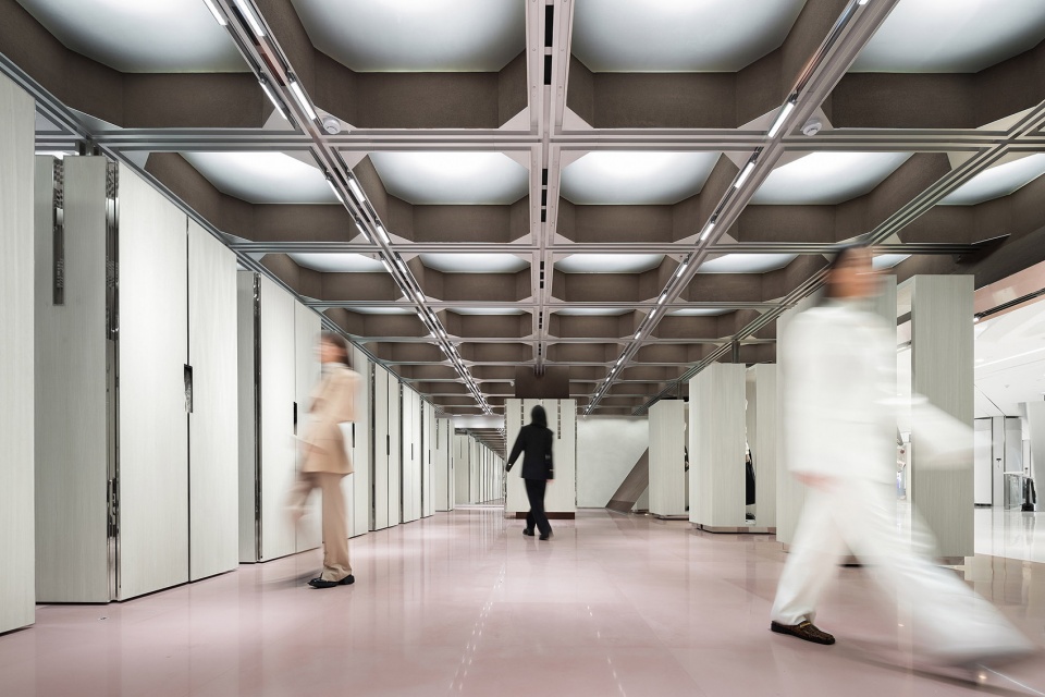 j1m5 boutique china by various associates