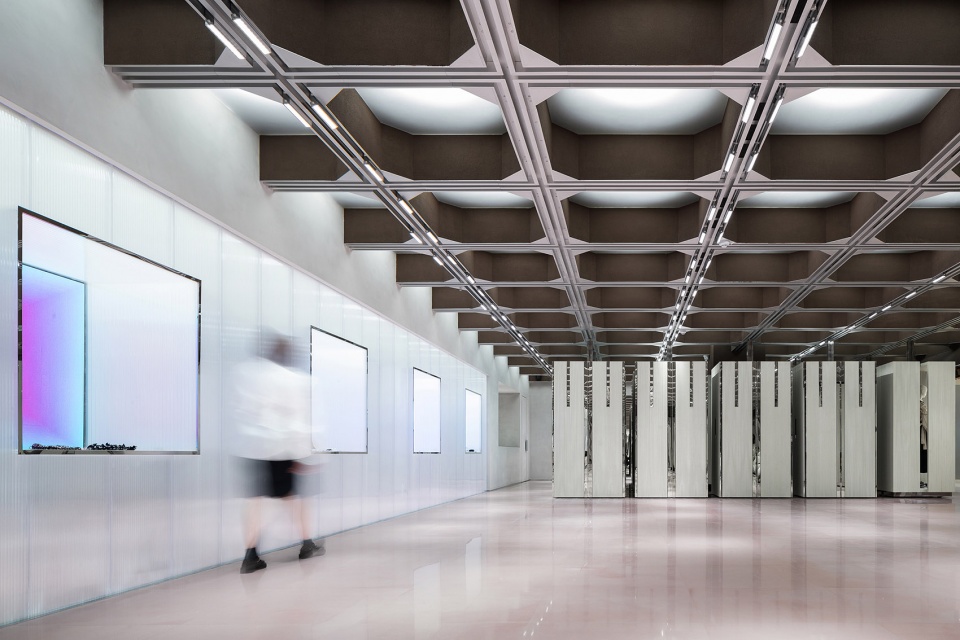 j1m5 boutique china by various associates