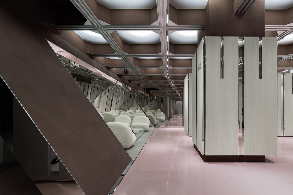 j1m5 boutique china by various associates