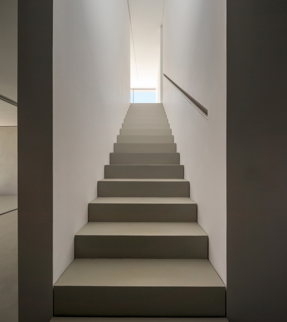 house of the silence by fran silvestre arquitectos 1