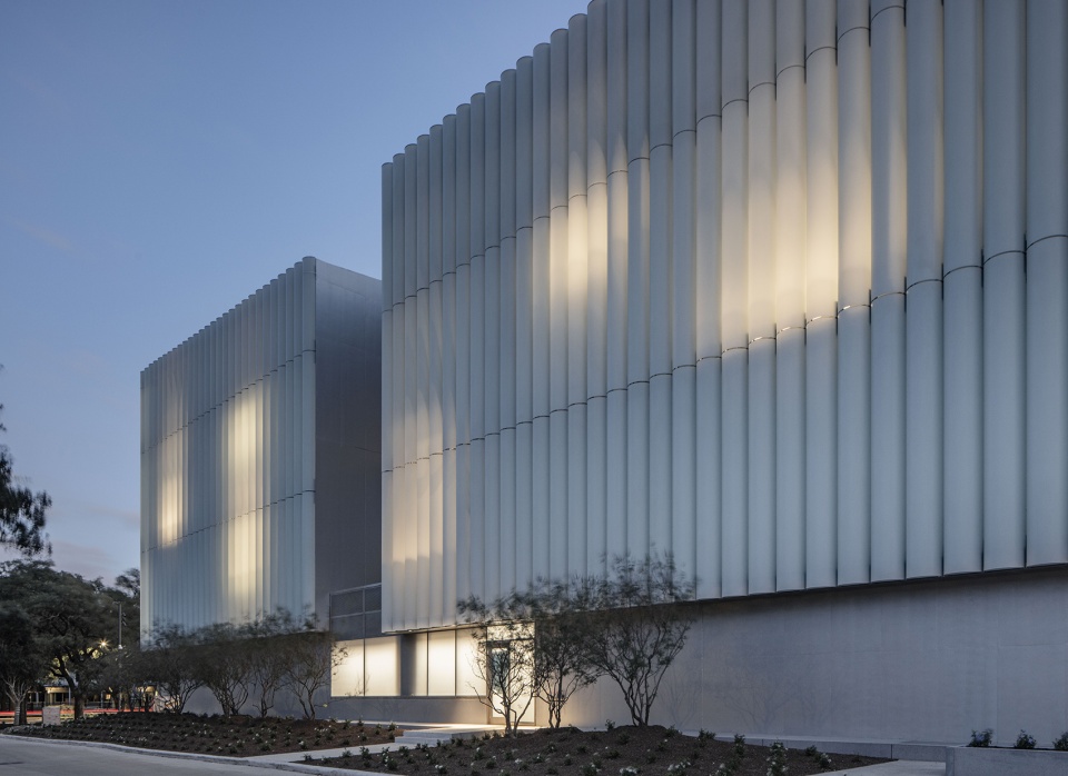 Nancy and Rich Kinder Museum Courtesy Steven Holl Architects
