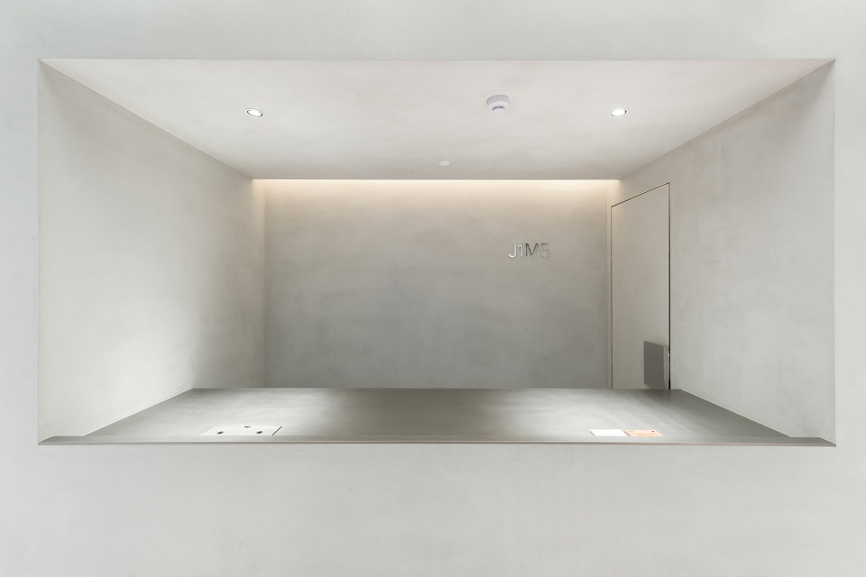 j1m5 boutique china by various associates