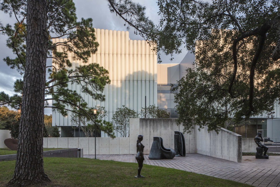 Nancy and Rich Kinder Museum Courtesy Steven Holl Architects