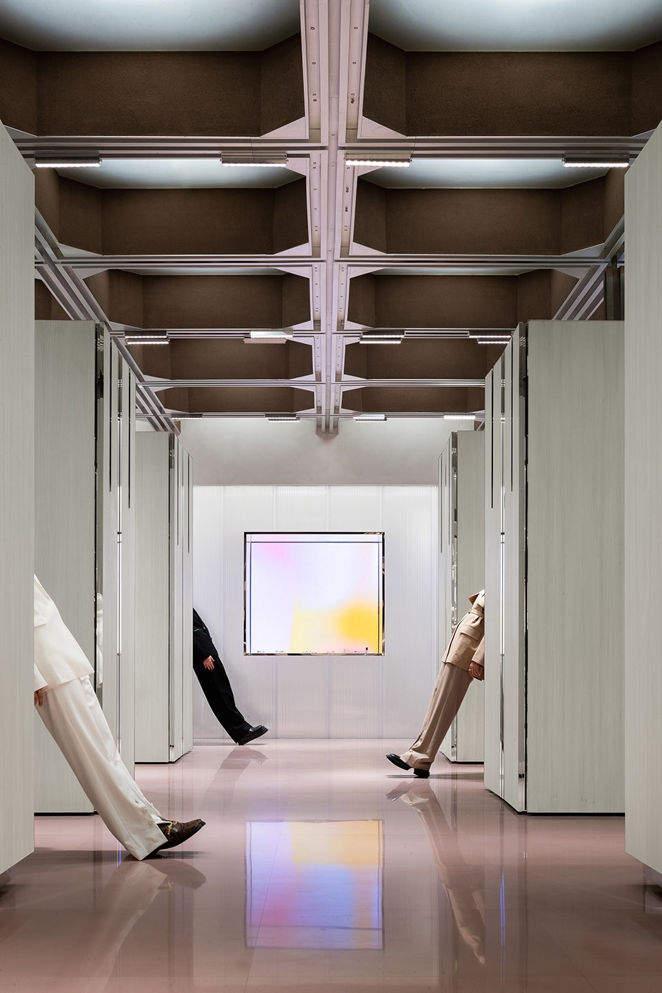 j1m5 boutique china by various associates