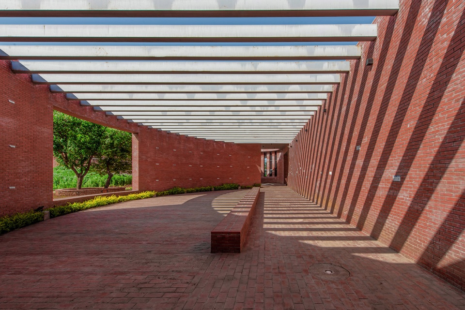 Lizigou Red Brick Ceremonial Hall KEYWORKSRENGARCH