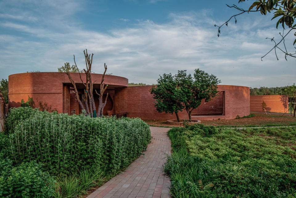 Lizigou Red Brick Ceremonial Hall KEYWORKSRENGARCH