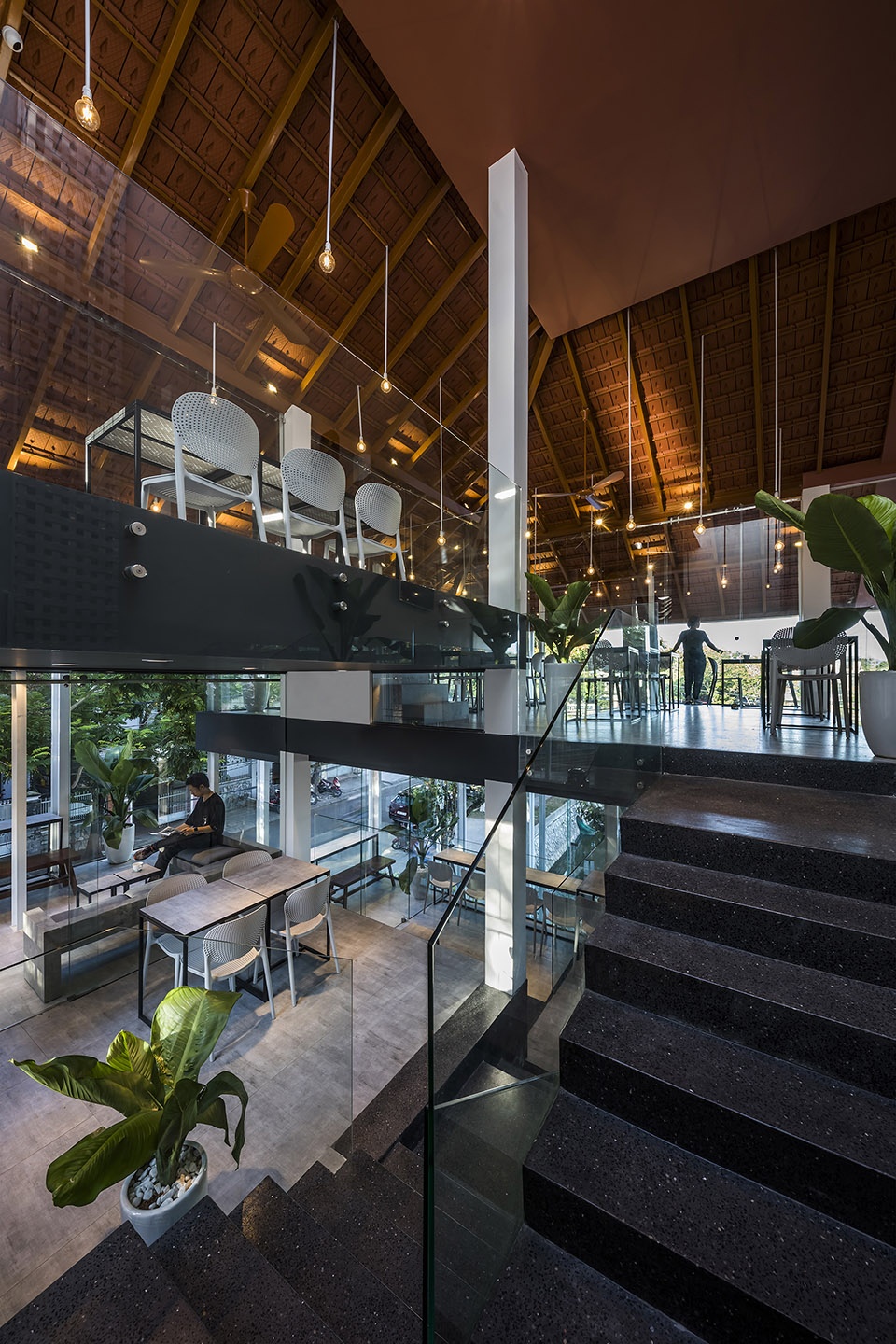 O2 COFFEE MW ARCHSTUDIO