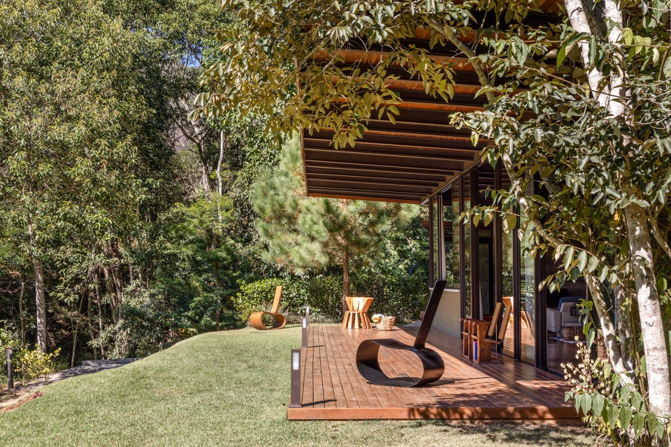 Casa no Vale das Videiras Rodrigo Simao Arquitetura