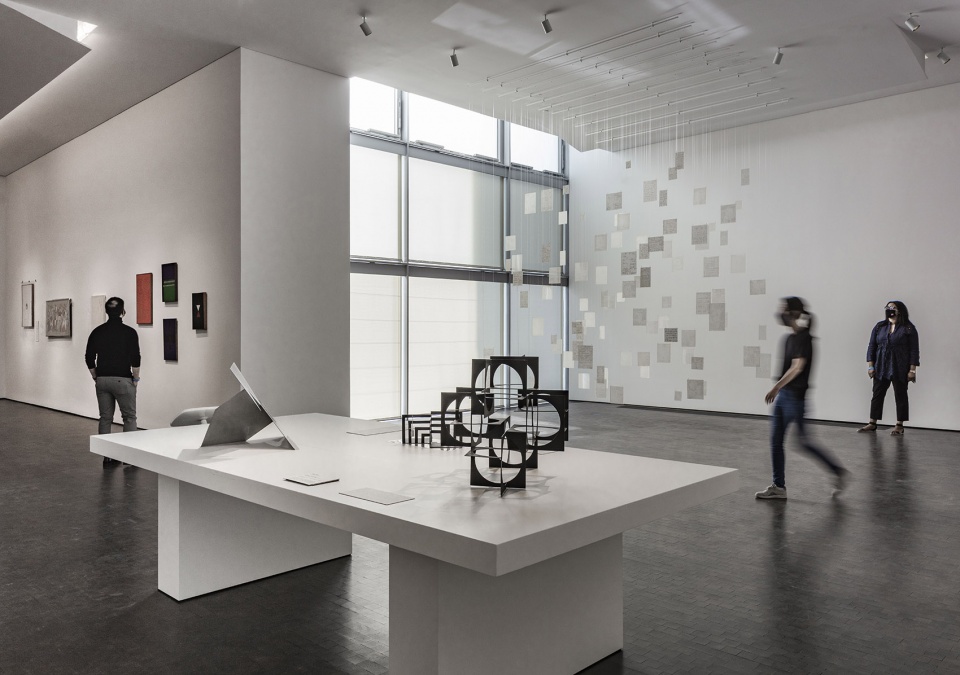 Nancy and Rich Kinder Museum Courtesy Steven Holl Architects