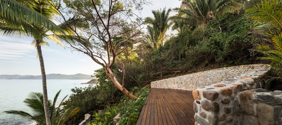 villa pelicanos mexico by main office