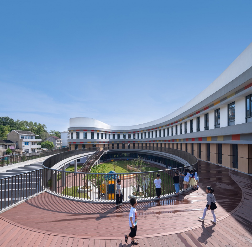Sanmen Jiantiao Dafu Kindergarten Think Logic Design Group