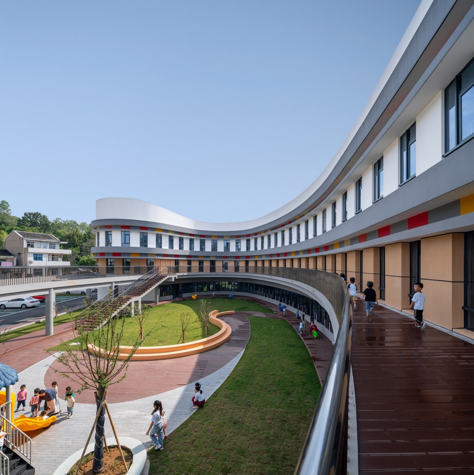 Sanmen Jiantiao Dafu Kindergarten Think Logic Design Group