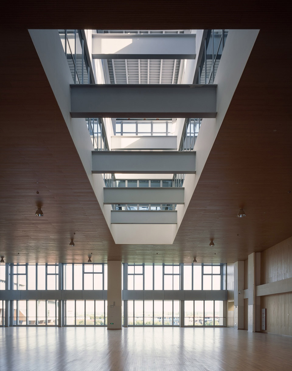 The New Bund School of No.2 Secondary School of East China Normal University Atelier Z DPLUS