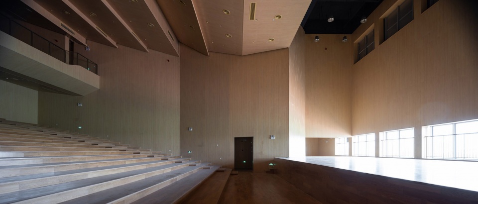The New Bund School of No.2 Secondary School of East China Normal University Atelier Z DPLUS