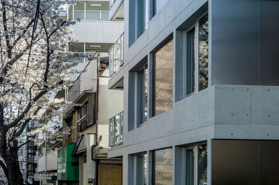 RyuichiSasaki escenario fudomae by sasaki architecture ytro design institute