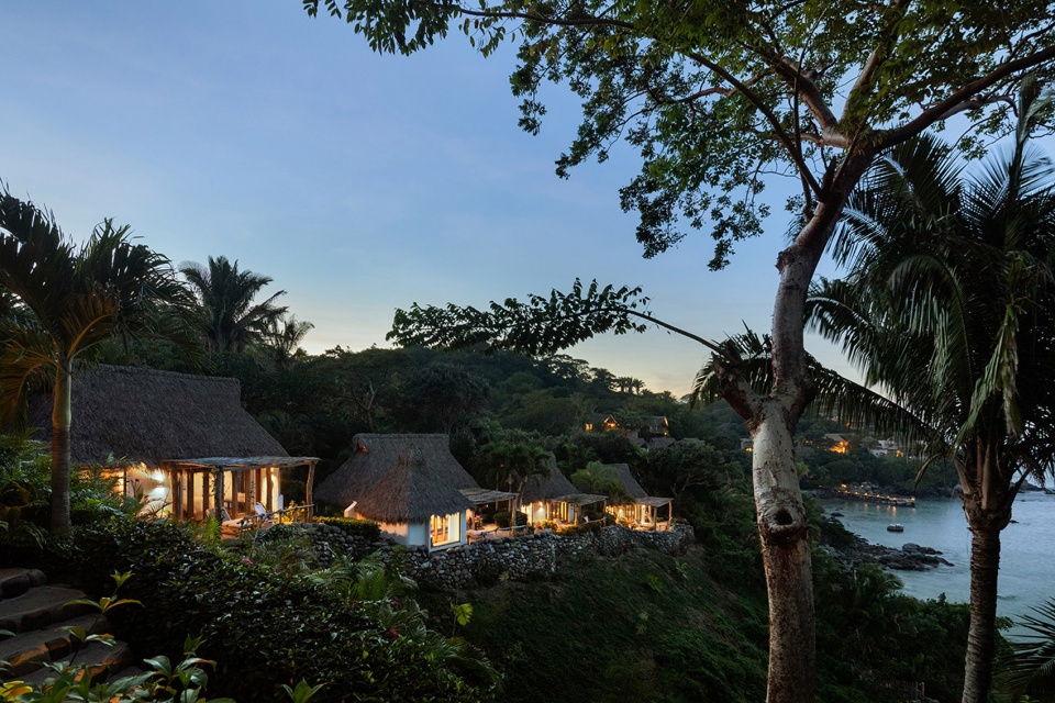 villa pelicanos mexico by main office